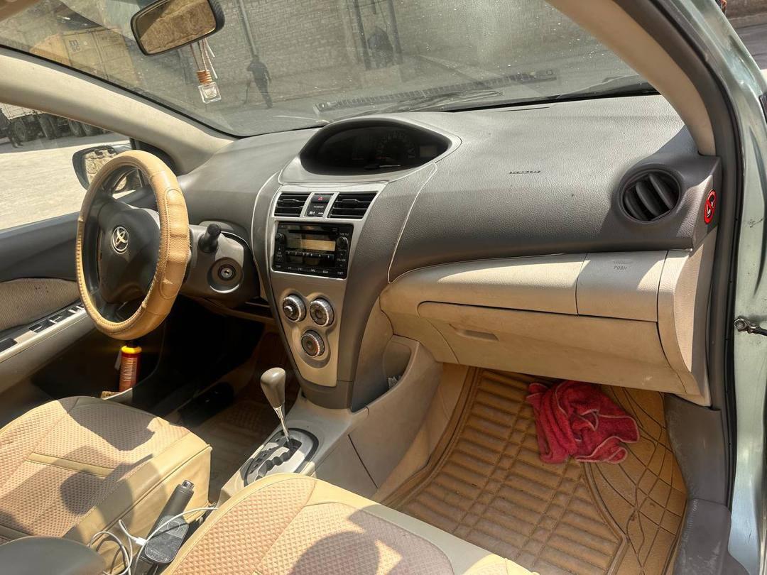 Yaris Sedan