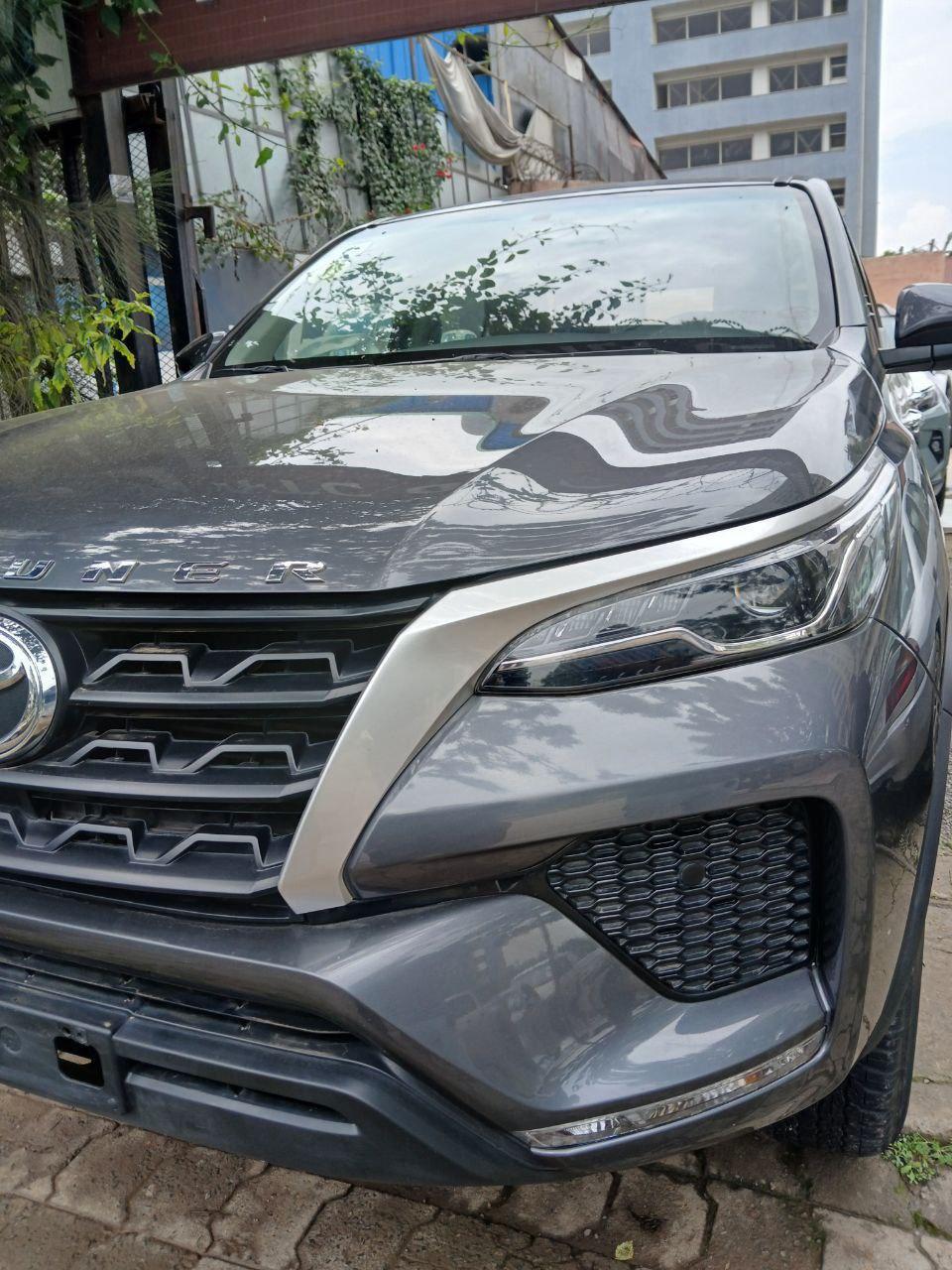 Toyota  fortuner