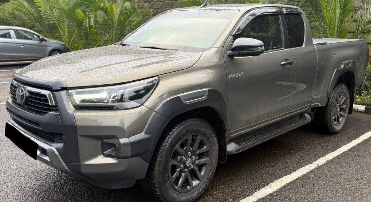 Toyota invisible 