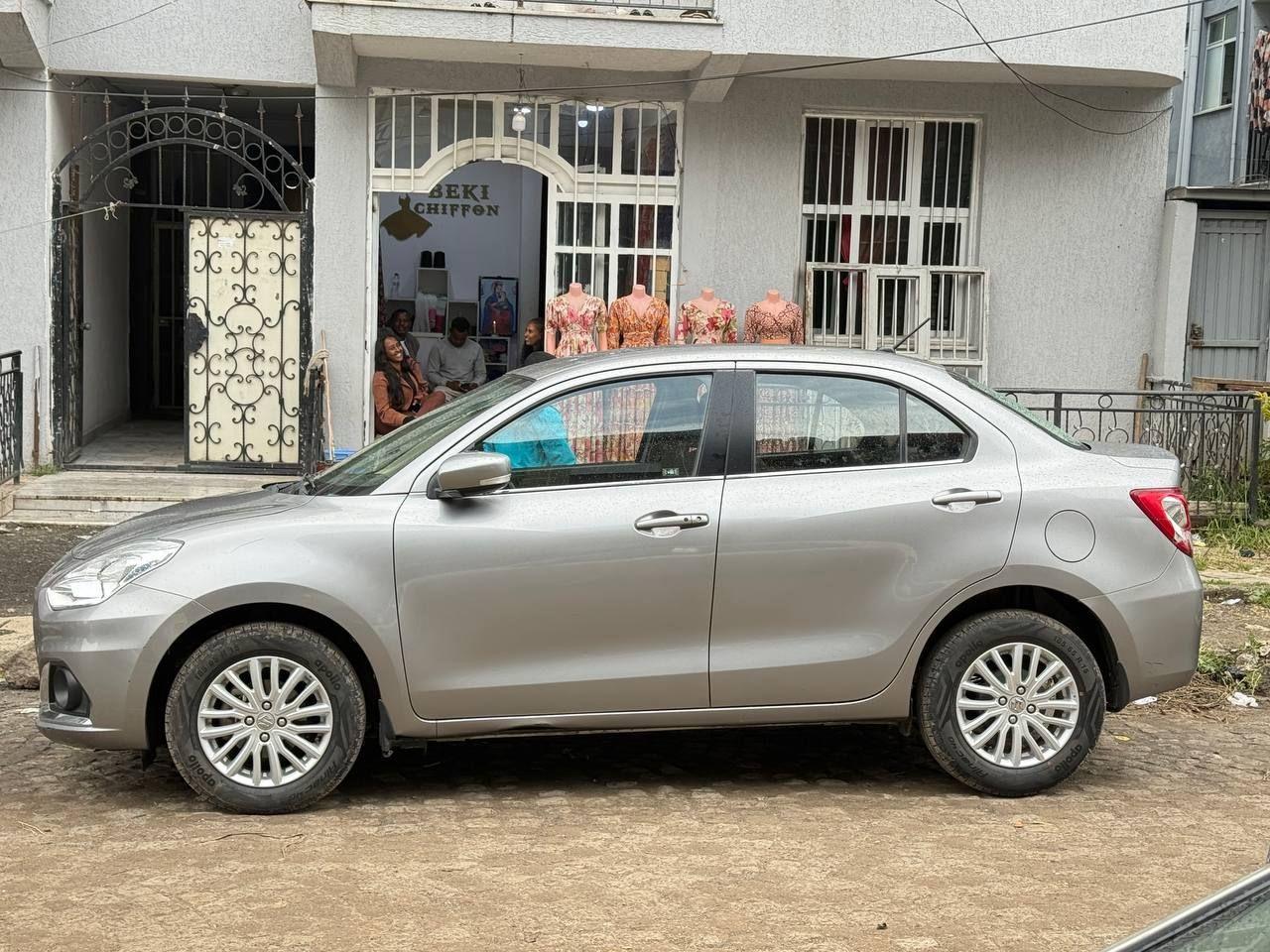 Suzuki dzire