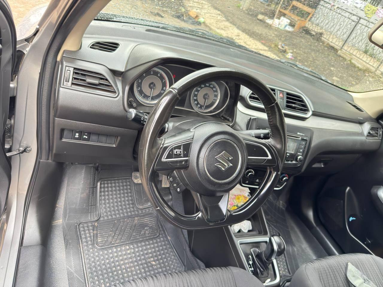 Suzuki dzire