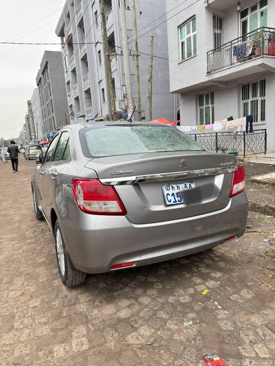 Suzuki dzire