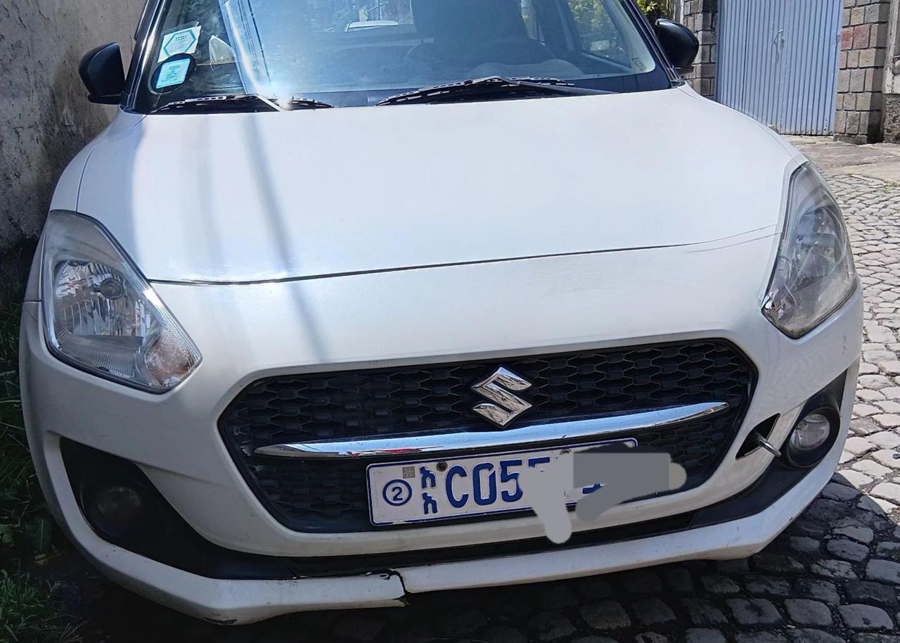 Suzuki. Swift